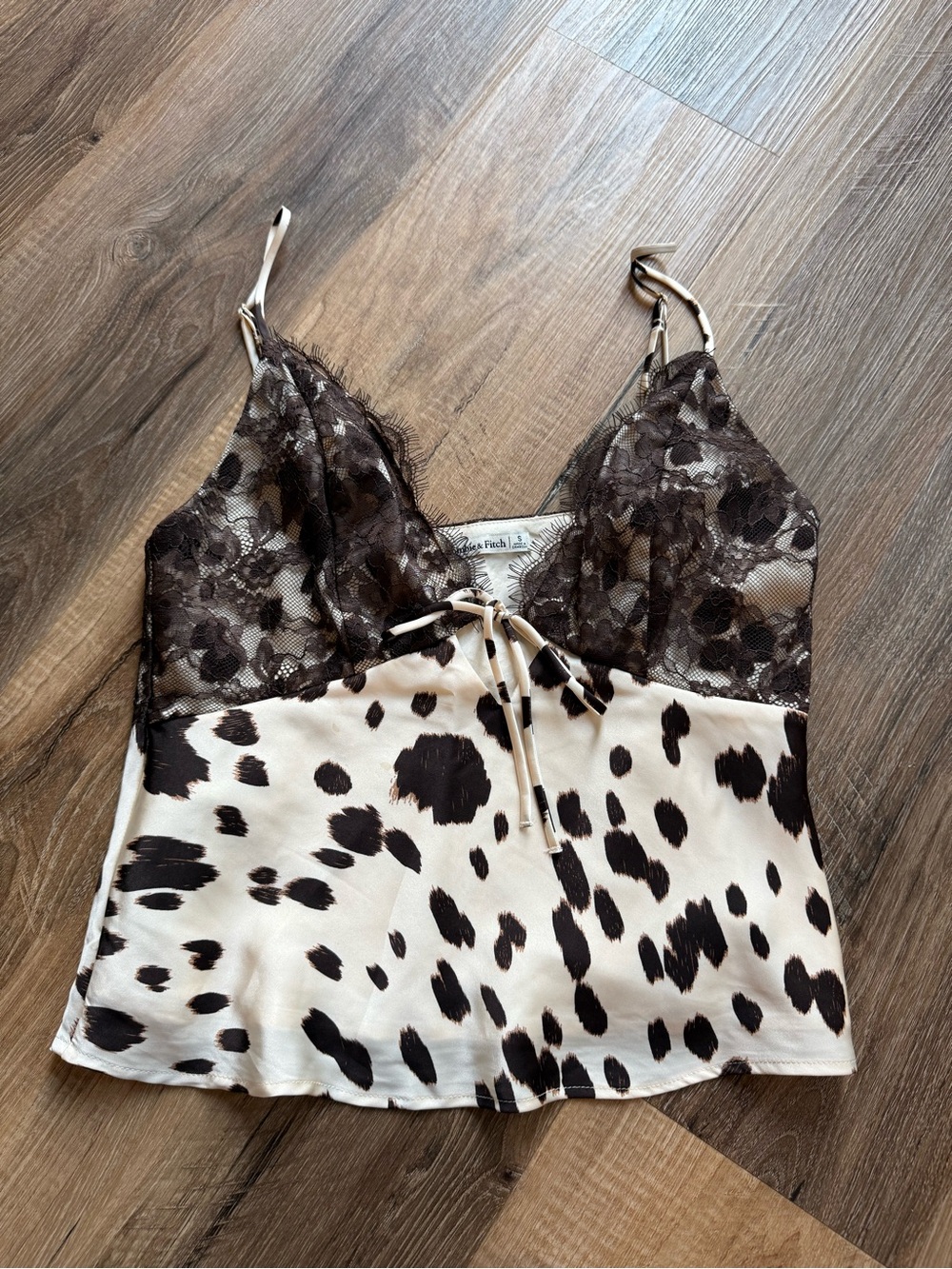 Abercrombie & Fitch Bella Tie-Front Cami small
